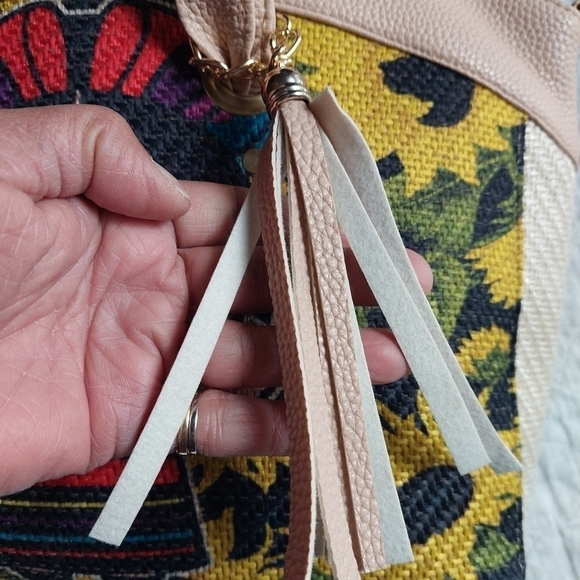 Frida Khalo Hand-woven Overlay Satchel Bag - Picture 5 of 9